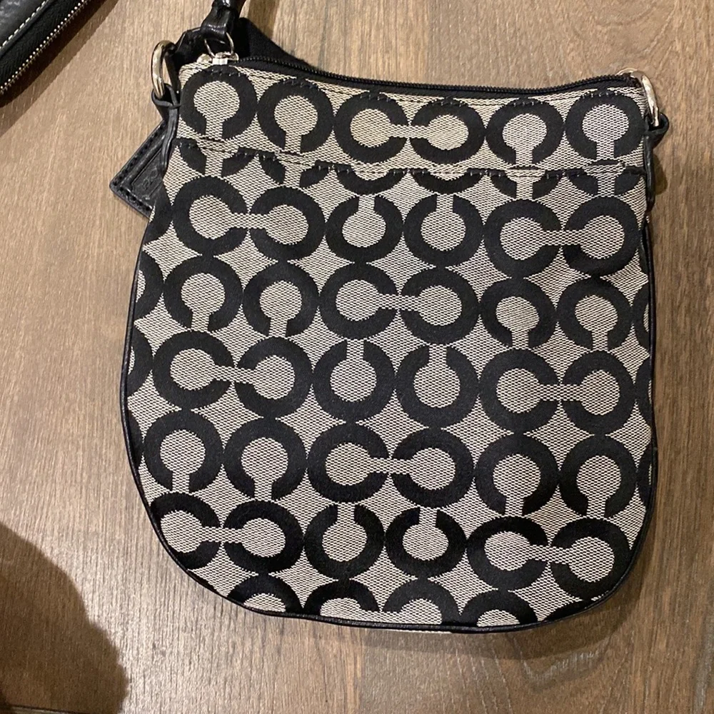 Coach bundle - Picture 2 of 7